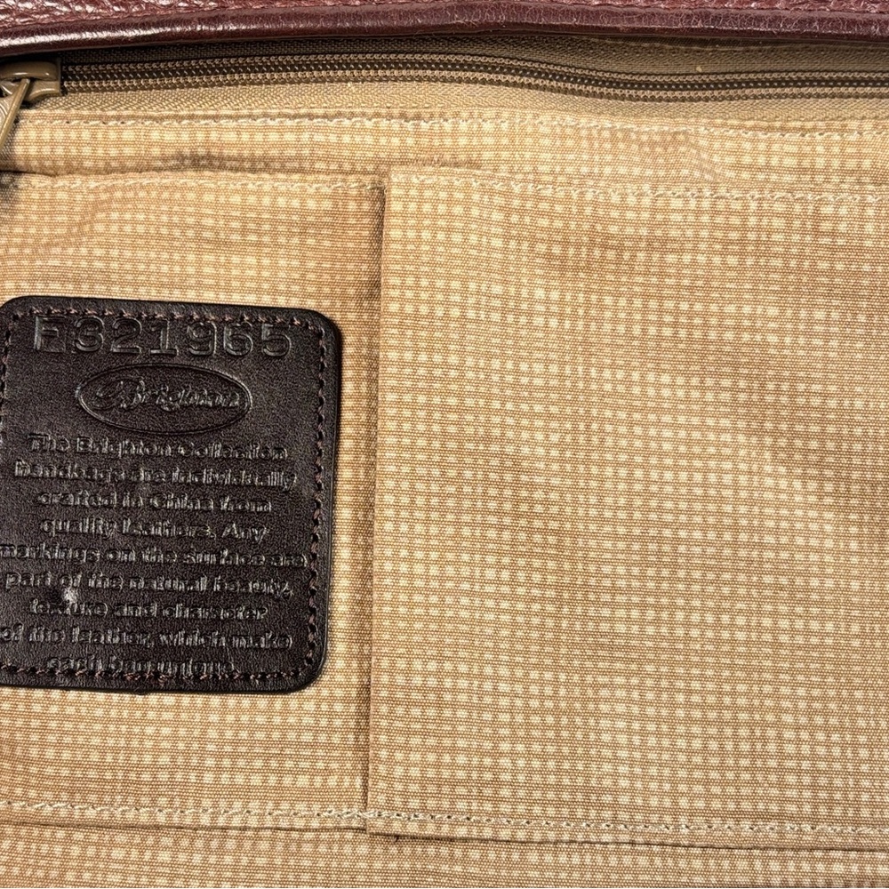 Brighton vintage. Elegant Brown Leather crossbody Bag. Minor wear. - Picture 12 of 13